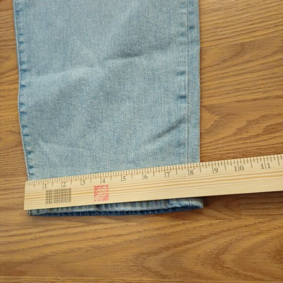 Old Navy OG Loose fit High rise Jeans light wash Womens 14 petite ( 35x26 ) - Picture 8 of 11